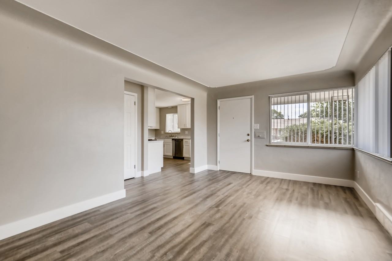 3214 Ivy St - Photo 4 of 13