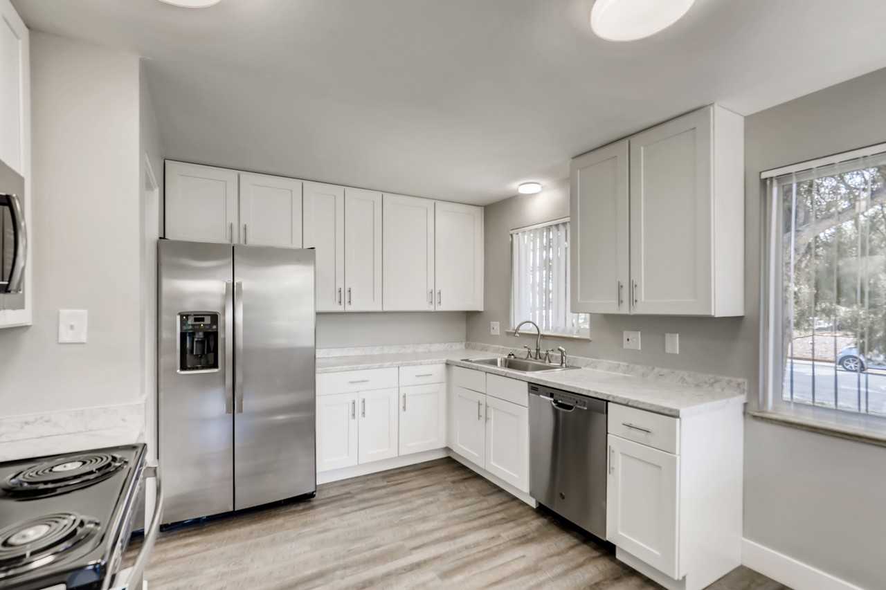 3214 Ivy St - Photo 6 of 13