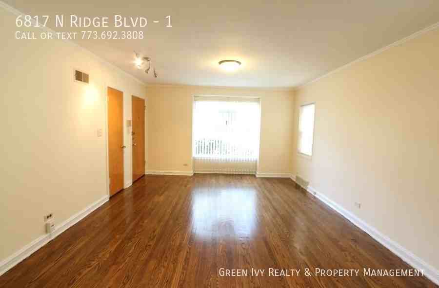 6817 N Ridge Blvd #1 - Photo 2 of 12