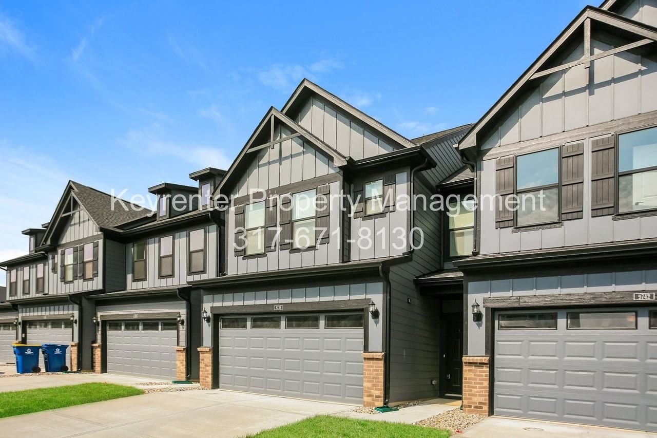 9738 Behner Dr - Photo 4 of 28