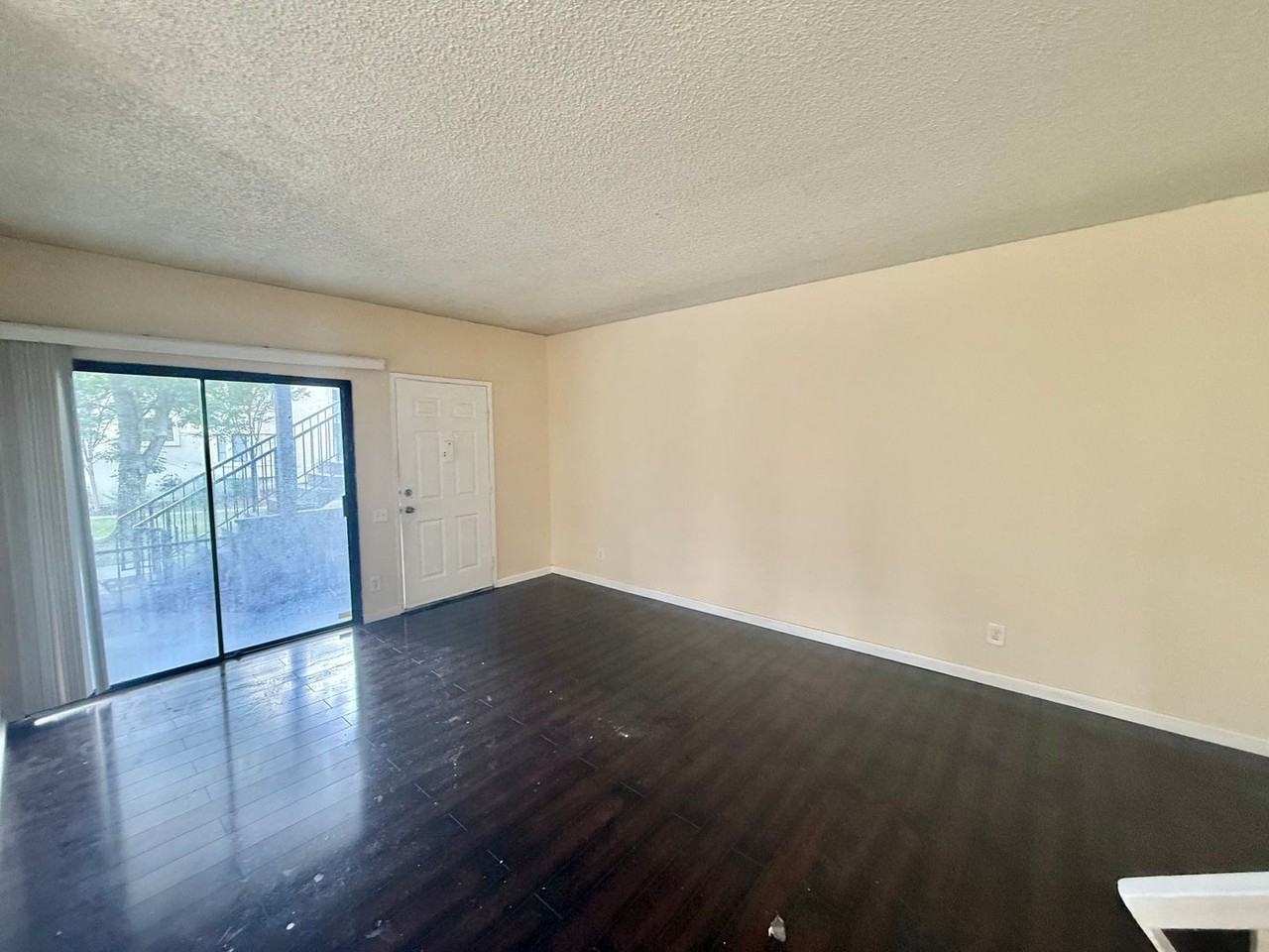 3129 Kenland Dr - Photo 2 of 15