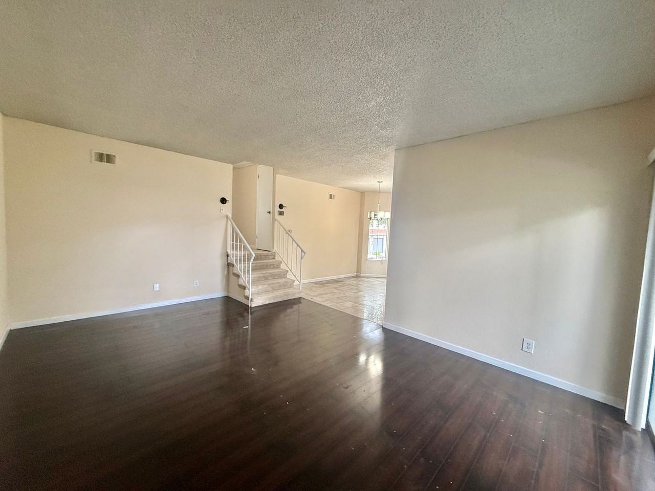 3129 Kenland Dr - Photo 4 of 15