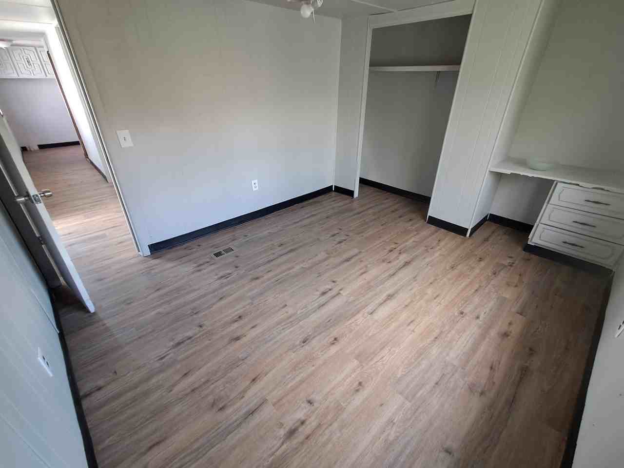 2303 South Greeley Highway - Photo 7 of 20