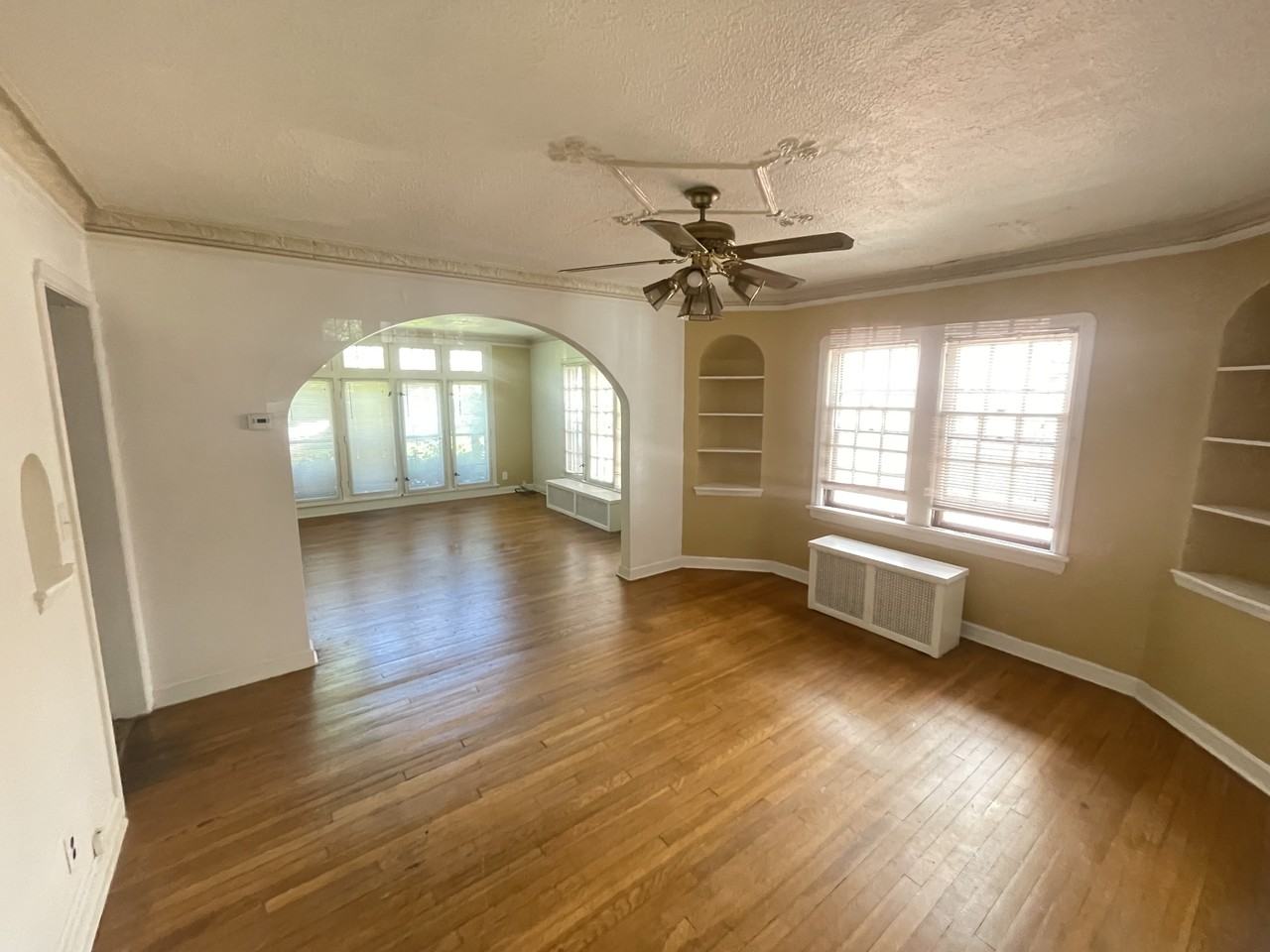 18320 Newell Rd #1 - Photo 5 of 27