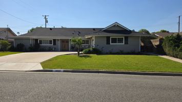 featured image of 5552 Tammarisk Dr