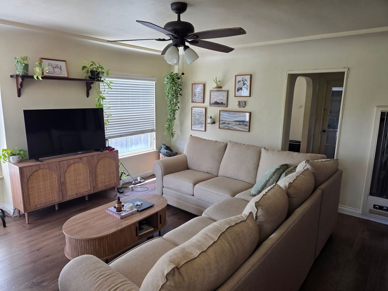 1215 S Ditmar St - Photo 4 of 12