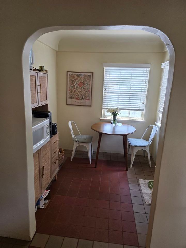 1215 S Ditmar St - Photo 6 of 12