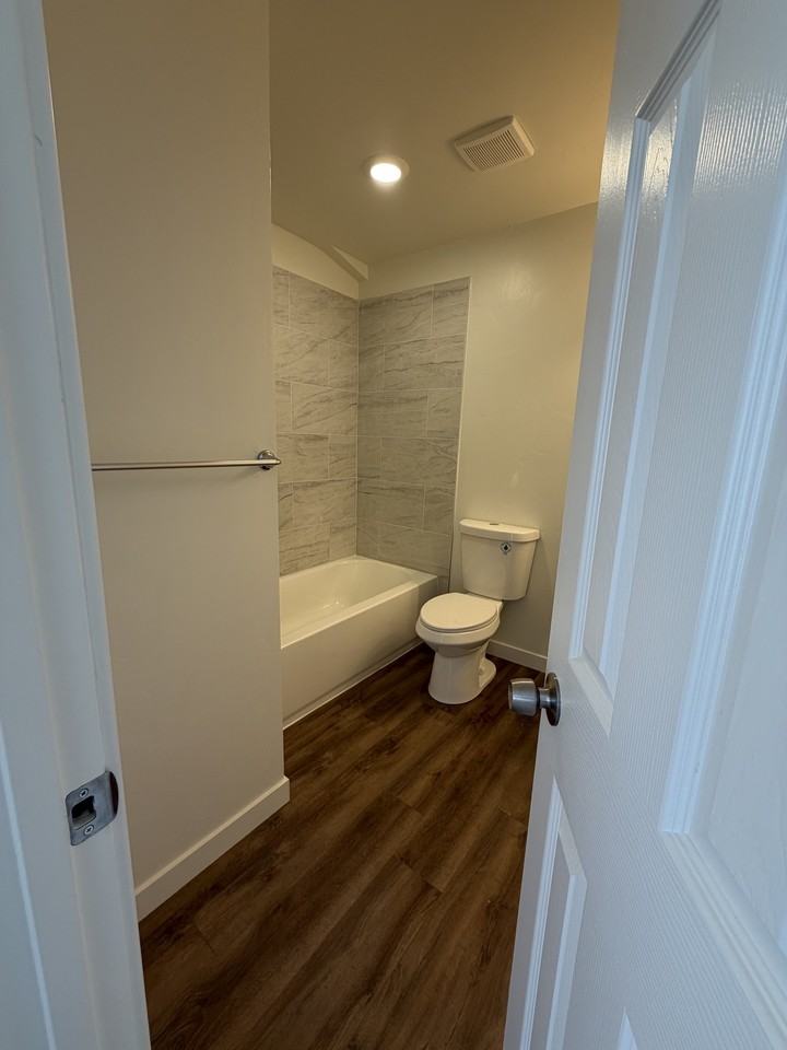 491 East 16th Street - Photo 4 of 9