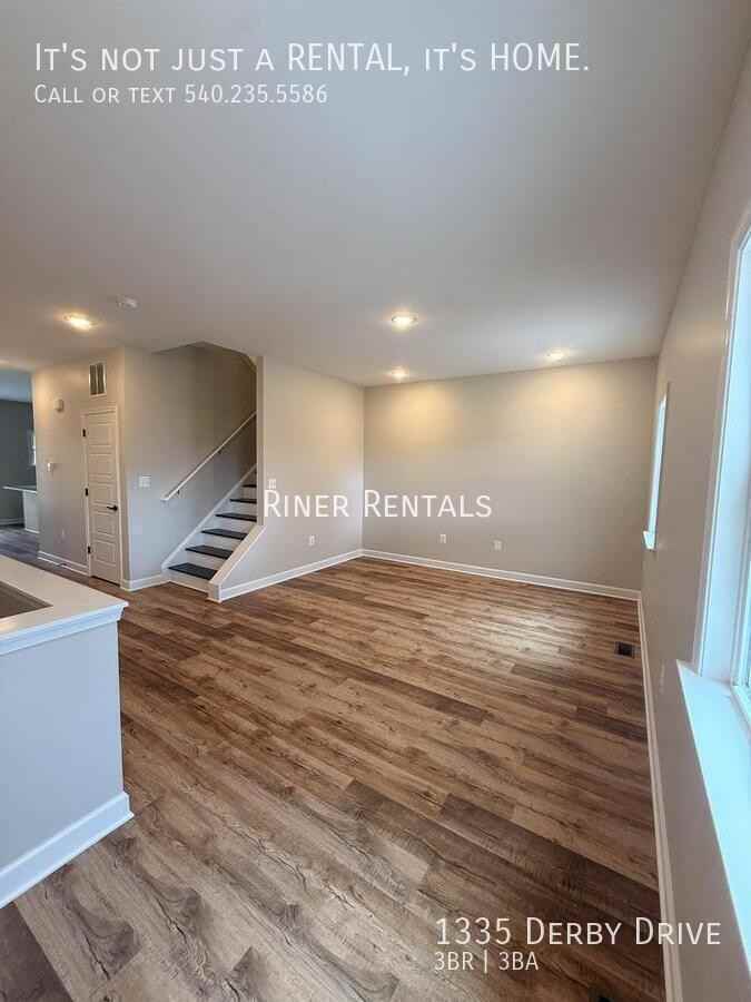 1335 Derby Dr - Photo 3 of 20