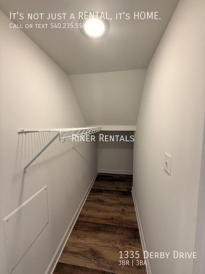 1335 Derby Dr - Photo 5 of 20