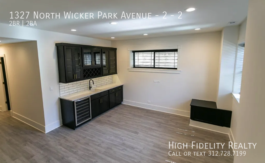 1327 N Wicker Park Ave #2 - Photo 4 of 12