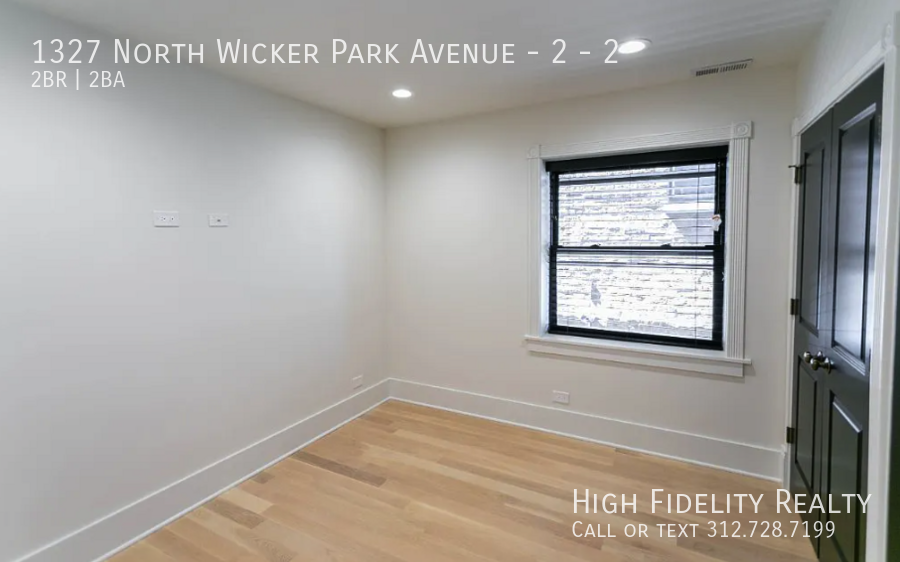 1327 N Wicker Park Ave #2 - Photo 5 of 12