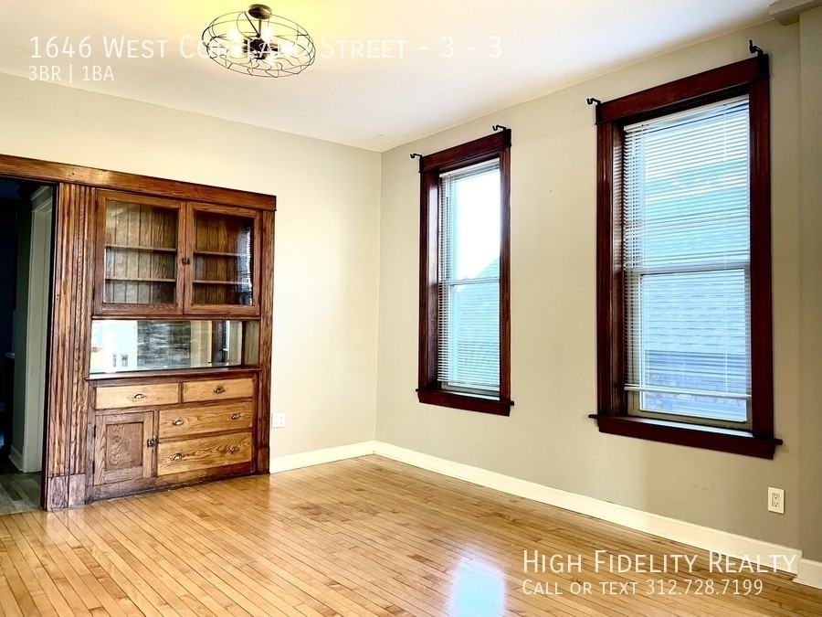 1646 W Cortland St #3 - Photo 5 of 11