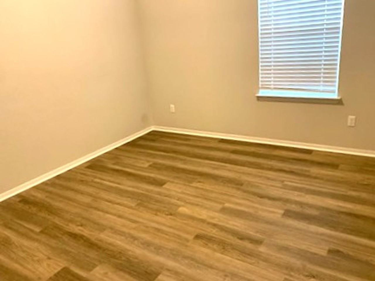203 Living Reef Dr - Photo 6 of 12