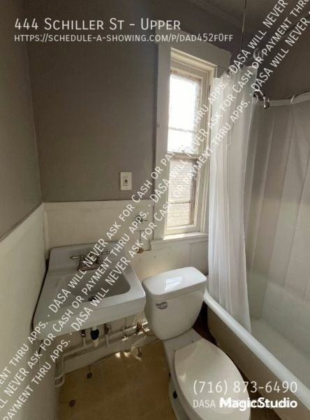 444 Schiller St - Photo 6 of 9