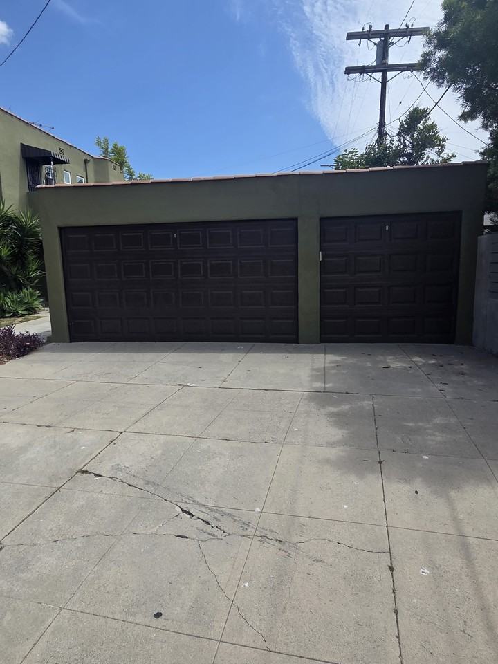 1601 S Corning St #NA - Photo 6 of 32