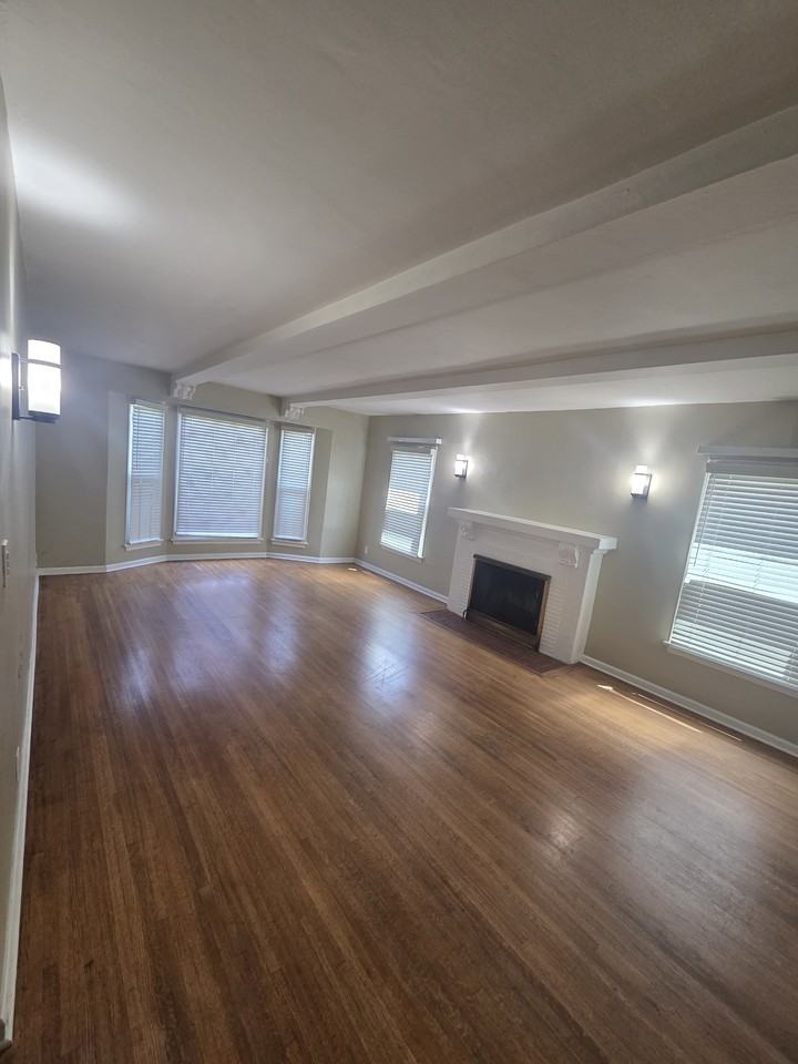 1601 S Corning St #NA - Photo 7 of 32