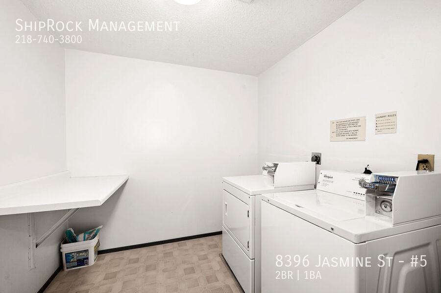 8396 Jasmine St #5 - Photo 3 of 9