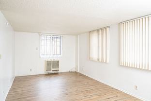 12100BIR - Photo 1 of 1