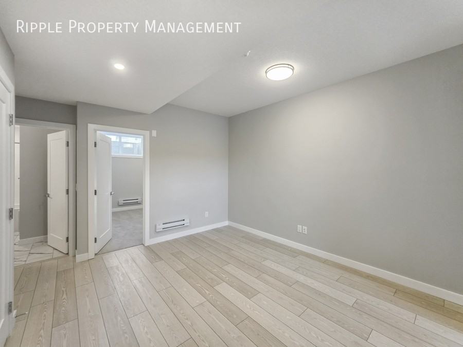 8510 Huxbury Dr Ne - Photo 5 of 15