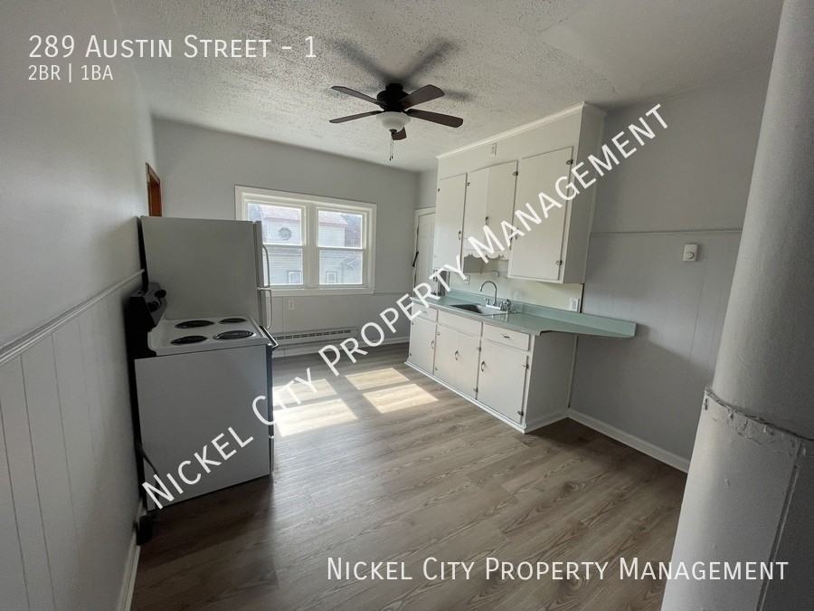 289 Austin St #1 - Photo 3 of 8
