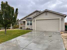 featured image of 1907 Canal Dr