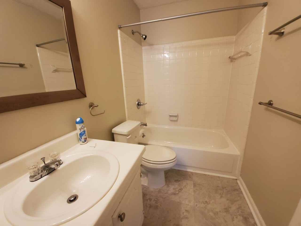 6400 Hollyhock Ct - Photo 5 of 31