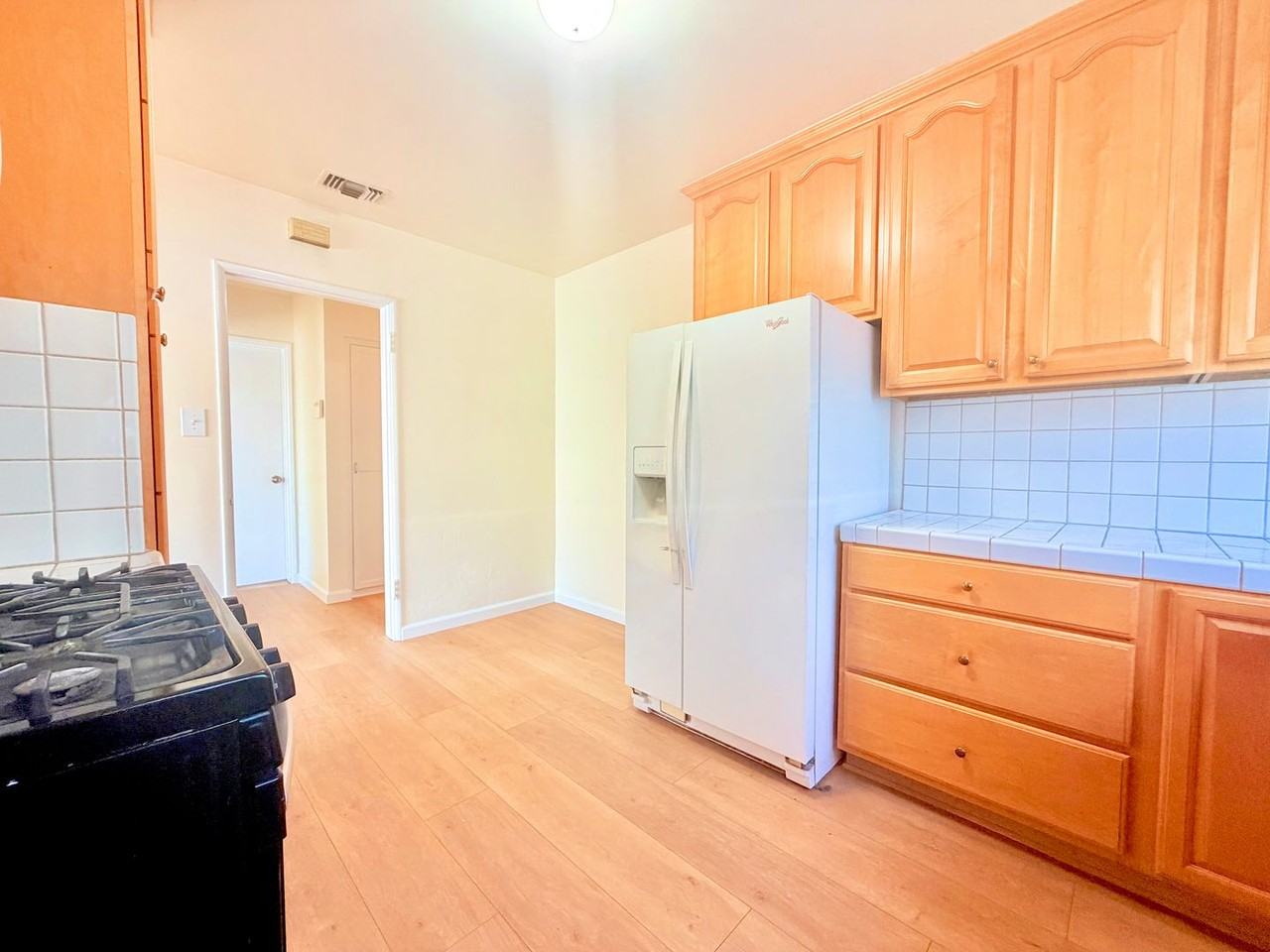 428 N 6th St - Photo 7 of 26