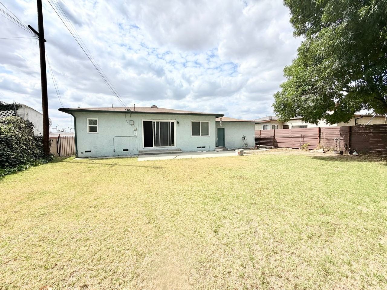 1514 N Hacienda Blvd - Photo 4 of 15