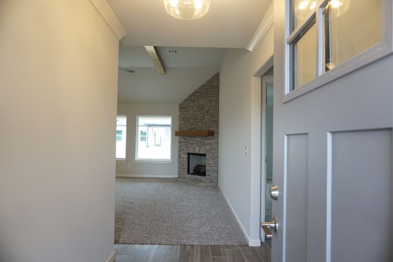 10115 S 227th East Ave - Photo 2 of 26