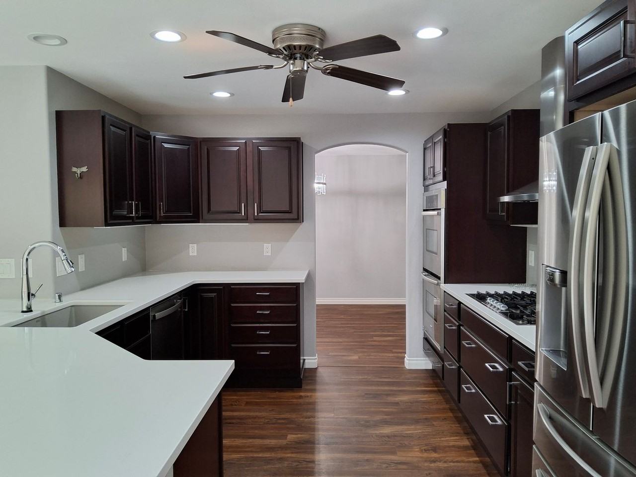 11510 Discovery Park Dr #80B - Photo 2 of 29