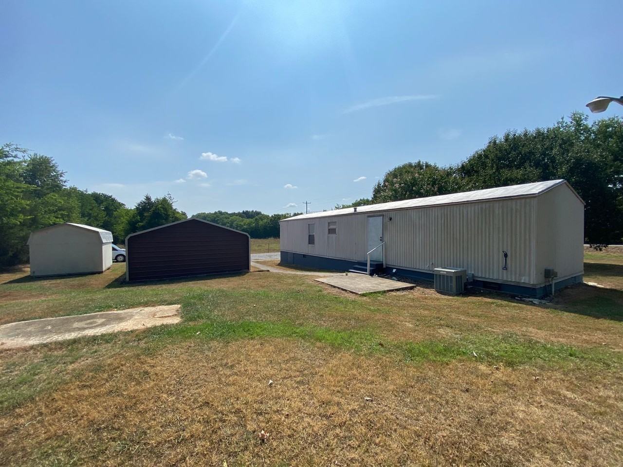 7447 Carthage Hwy - Photo 2 of 14