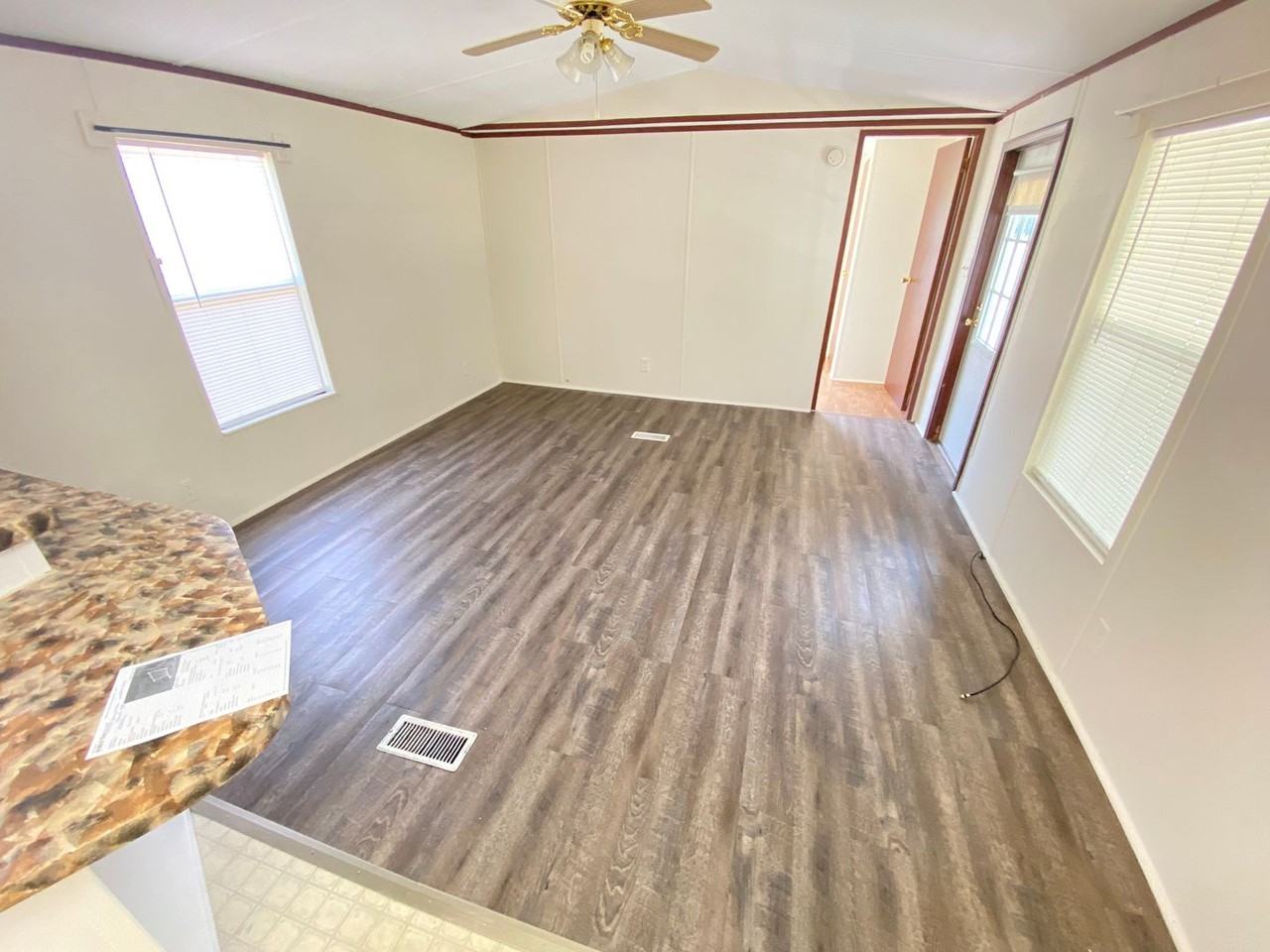 7447 Carthage Hwy - Photo 7 of 14
