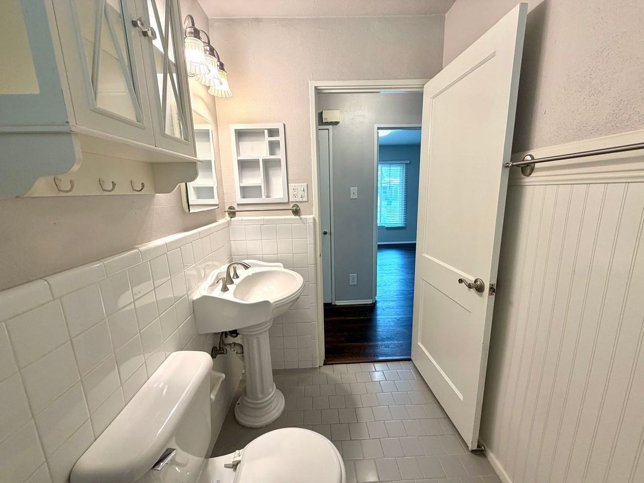414 Olney Dr - Photo 6 of 17
