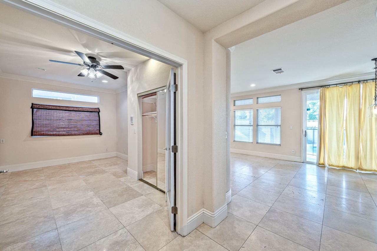 2175 Fountain Springs Dr - Photo 6 of 20