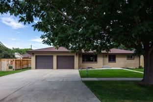 822 Walnut St - Photo 1 of 1