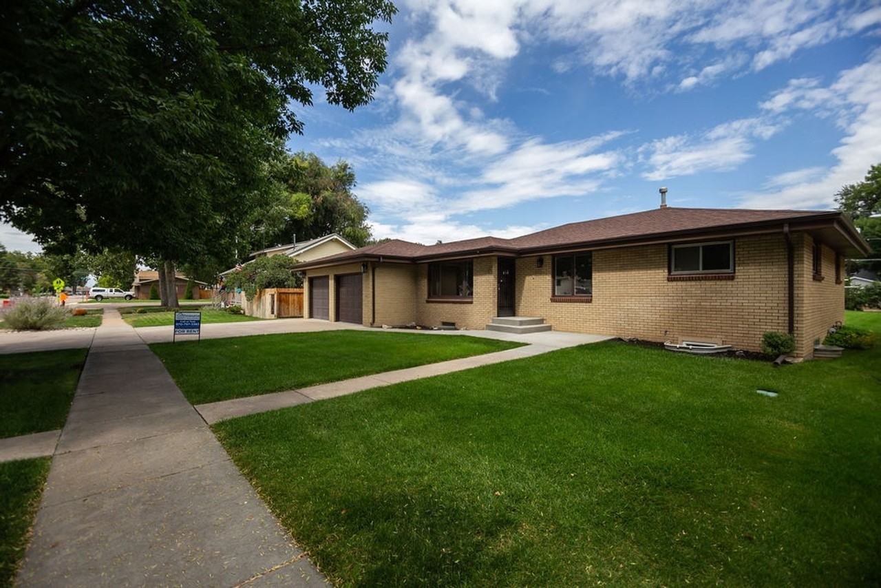822 Walnut St - Photo 3 of 38