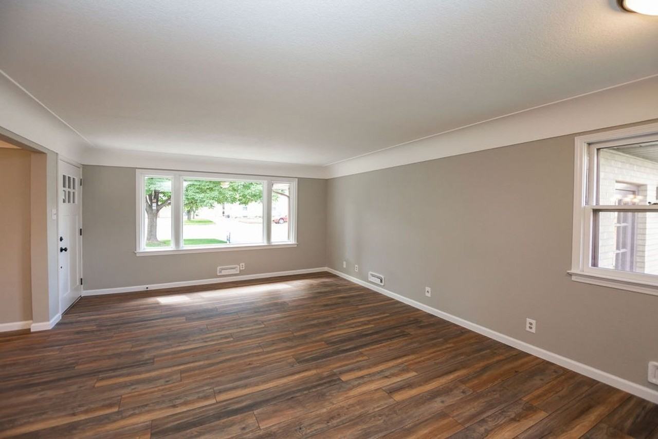 822 Walnut St - Photo 6 of 38