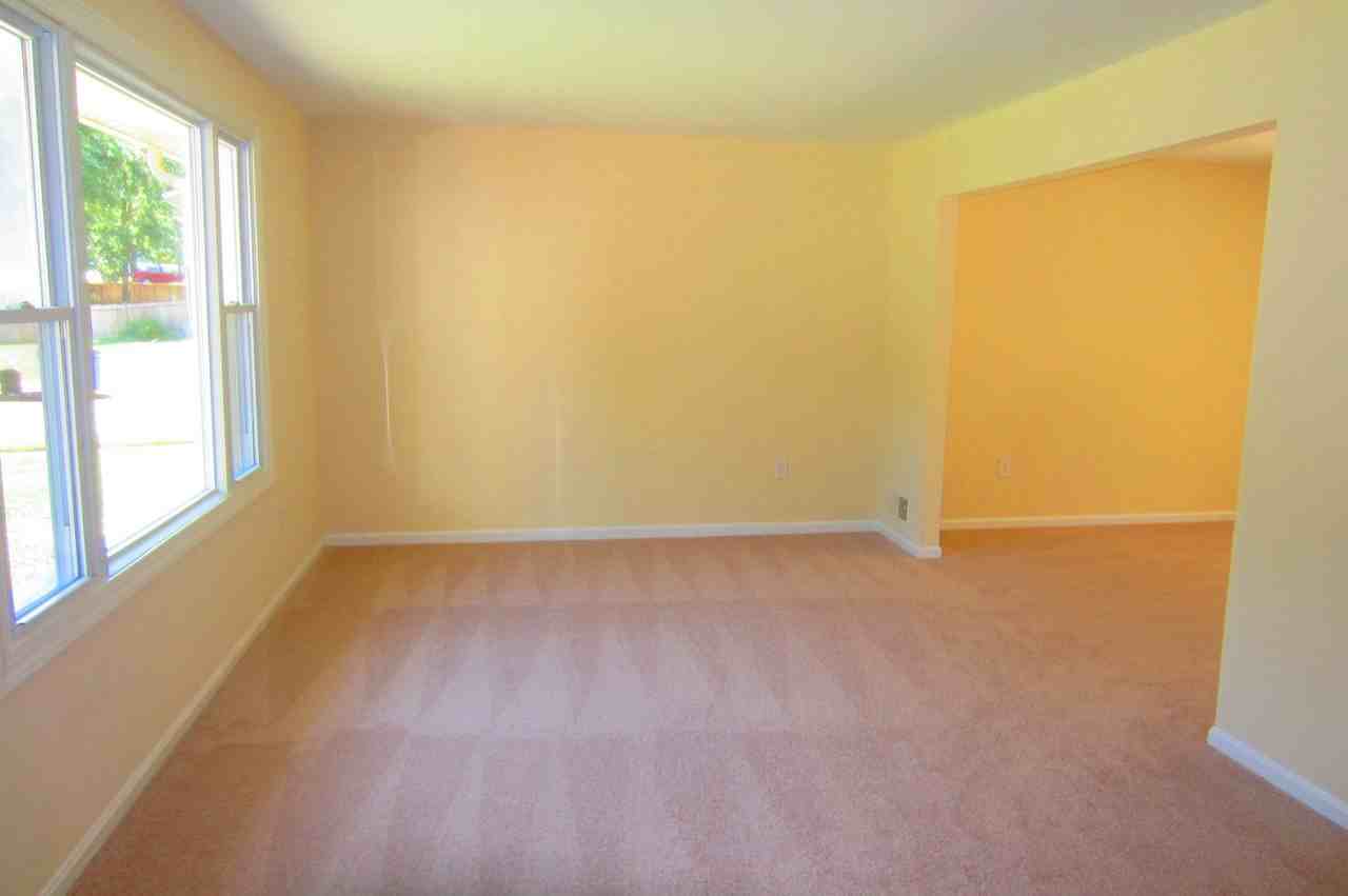 4898 Wheatstone Dr - Photo 2 of 20