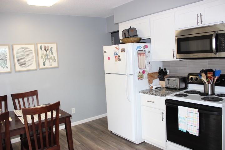 8009 28th Ave N - Photo 7 of 15