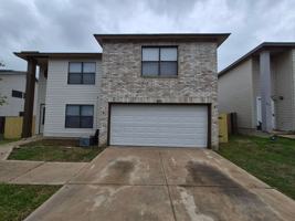 featured image of 8007 Chestnut Bluff Dr