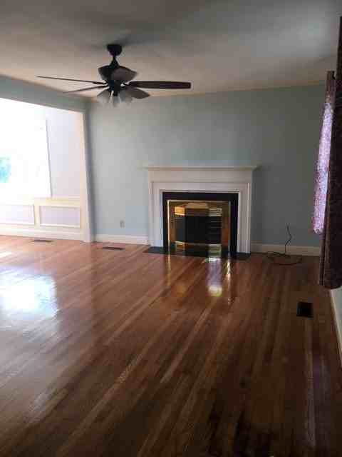 715 Churchill Dr - Photo 3 of 20