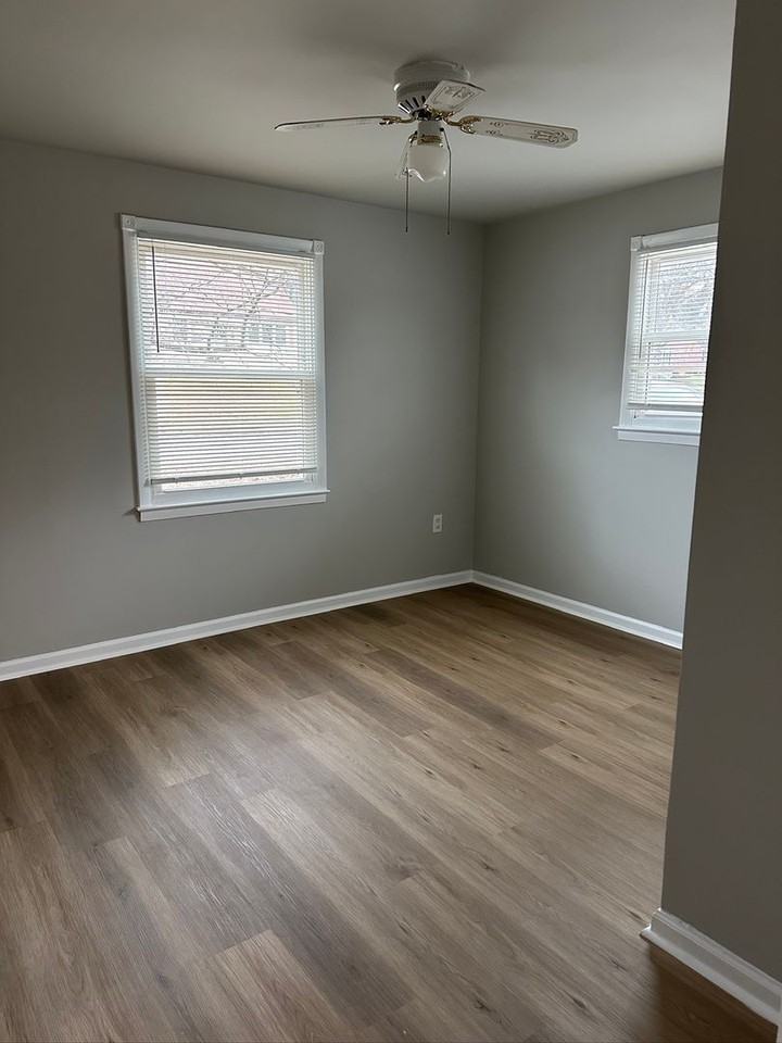 808 Templecliff Rd - Photo 3 of 33