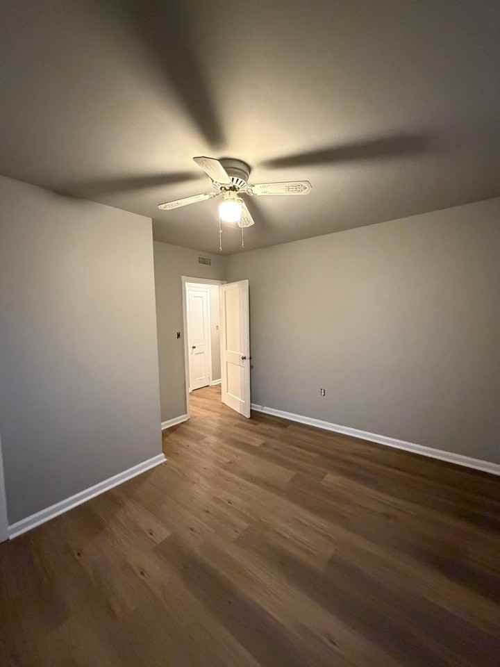 808 Templecliff Rd - Photo 6 of 33