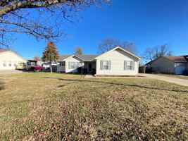 featured image of 711 Fields Ln