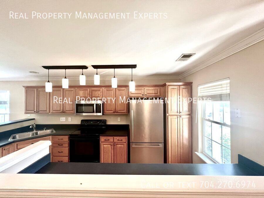 840 Pelican Bay Dr - Photo 3 of 27