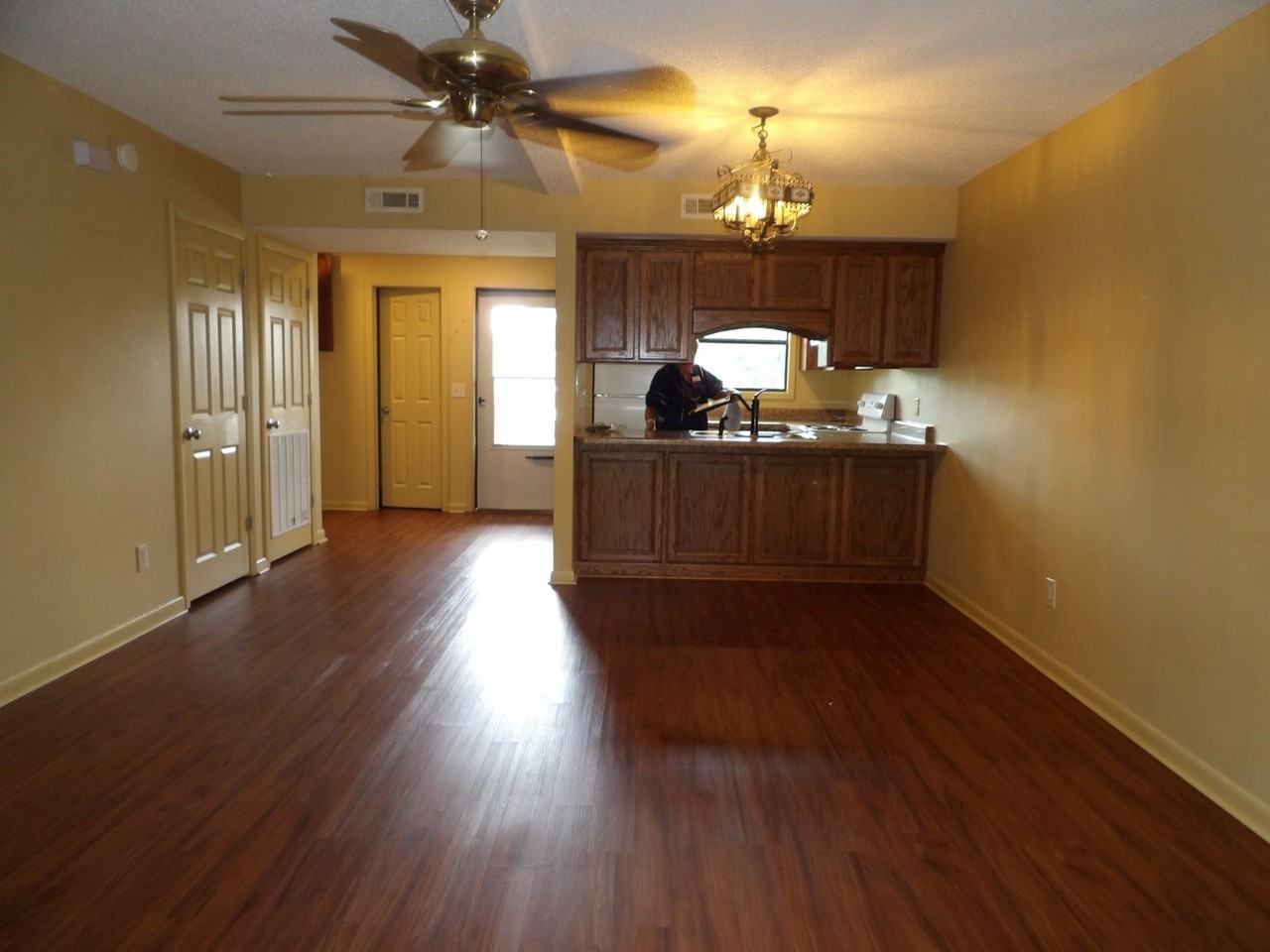 7 Anthony Cir - Photo 2 of 6