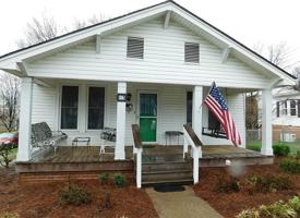 featured image of 113 York Ave