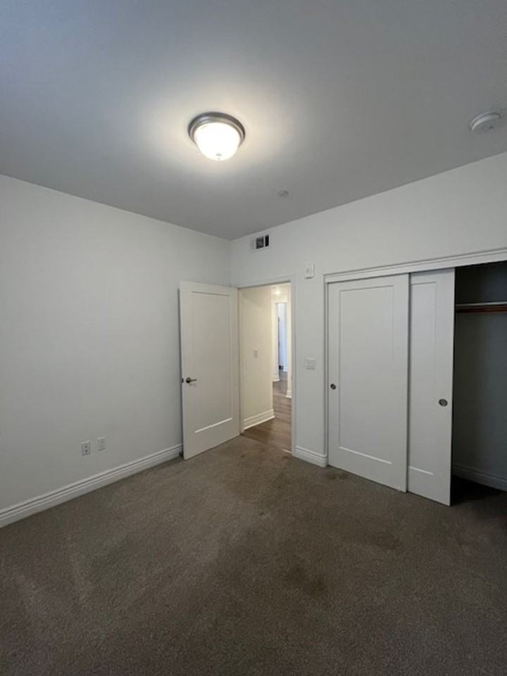 815 Madonna Rd - Photo 5 of 7