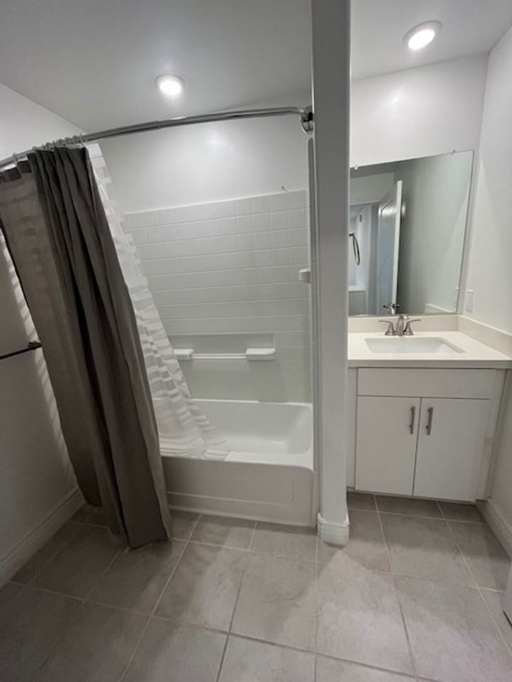 815 Madonna Rd - Photo 6 of 7